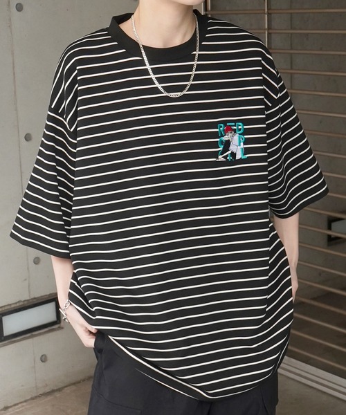 

Футболка оверсайз с контрастной отделкой, вышивкой и боковыми полосками, мягкая, струящаяся, унисекс Red Cap Girl, черный