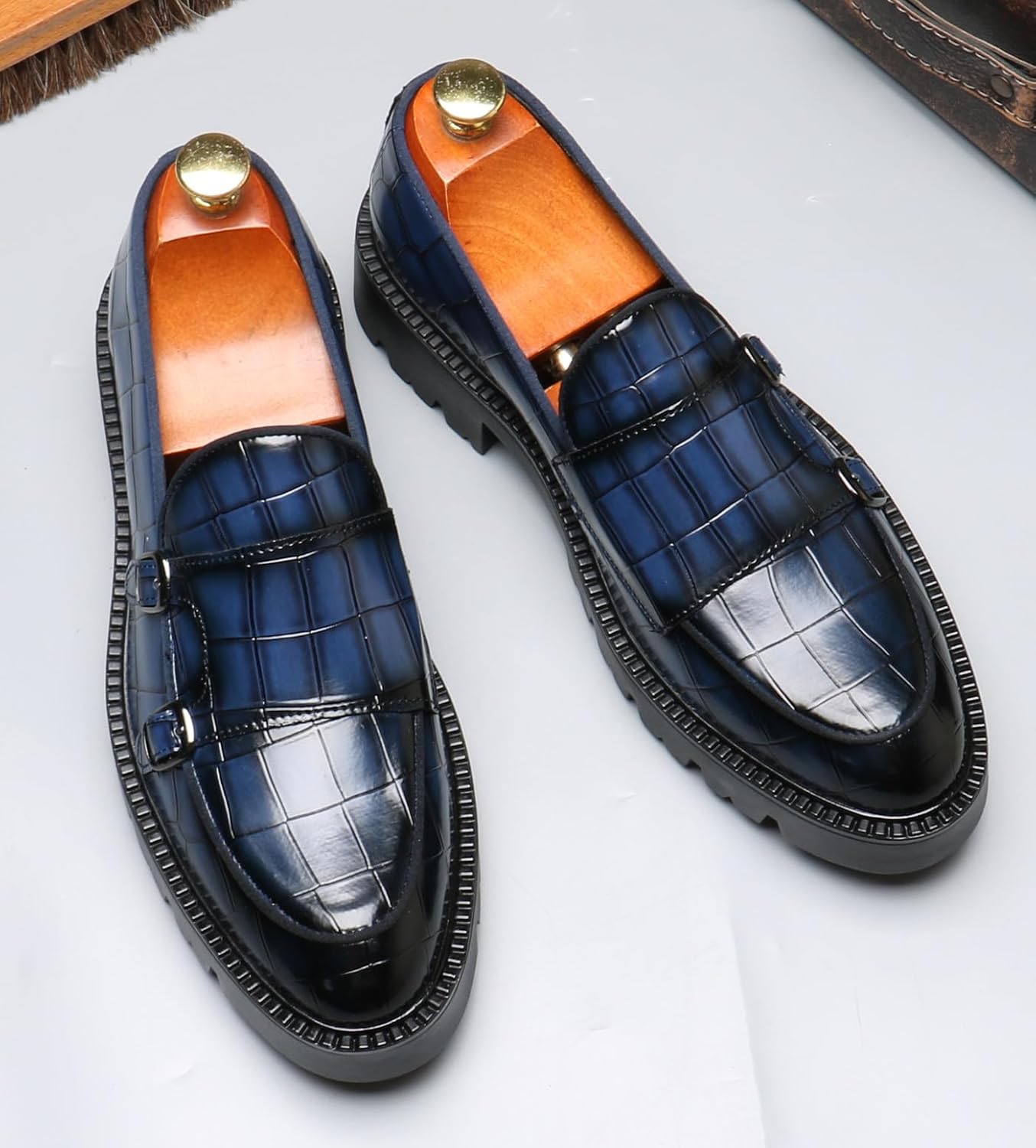 Мужские лоферы Santimon Loafers, повседневные, на каблуке, без шнурков, из лакированной кожи, с узором «шотландка», пенни-лоферы, смокинг, туксо, свадебные мокасины, официальная обувь для бизнеса и выпускного, синий — фото 3