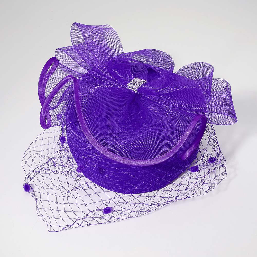

Шляпка-фасинатор с бантом и заостренным концом, выполненная из каменной сетки FASHNZFAB, фиолетовый