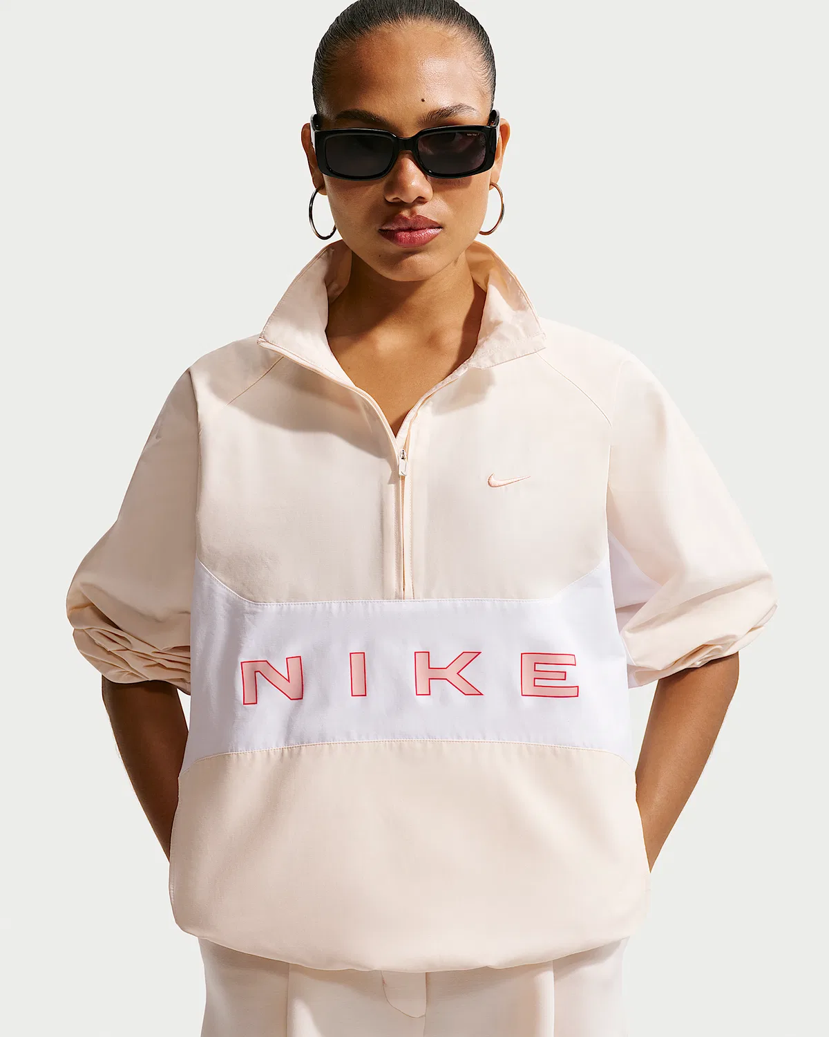 Женская оверсайз куртка Nike Sportswear с 1/4-застежкой, Chalk/White/Arctic Orange — фото 3