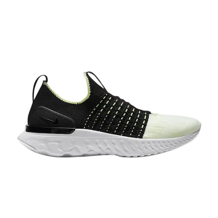 

Кроссовки Nike Wmns React Phantom Run Flyknit 2, черный