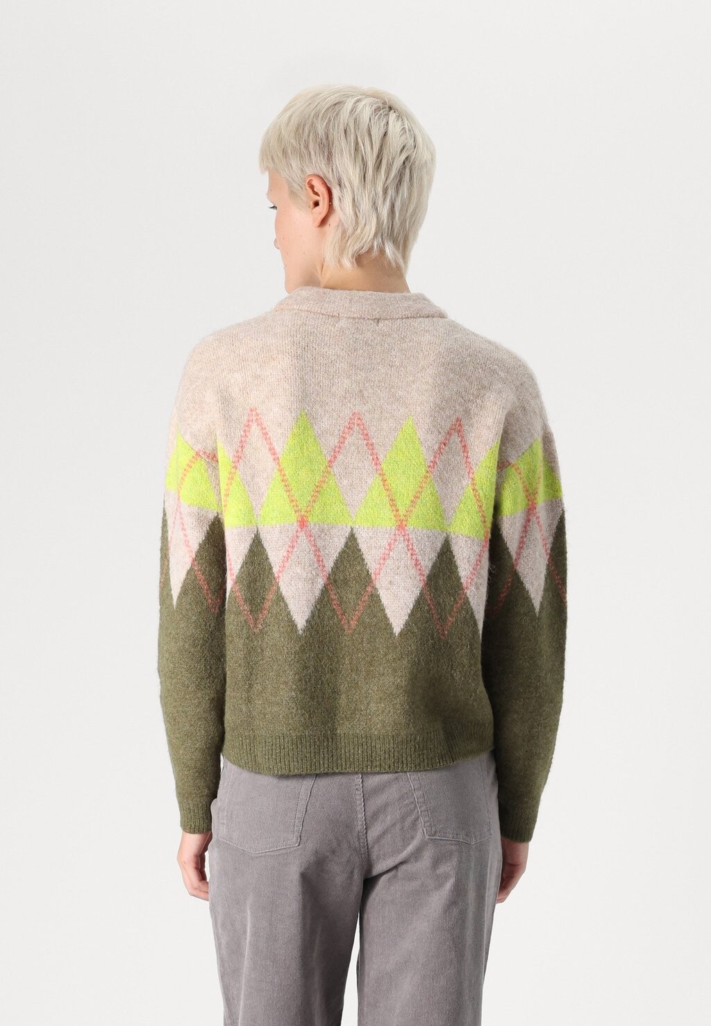 

Джемпер JDYARIA O-NECK ARGYLE JDY, бежевый
