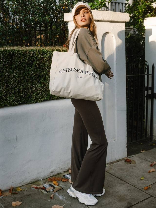 

Мягкие эластичные расклешенные леггинсы Chelsea Peers, коричневый