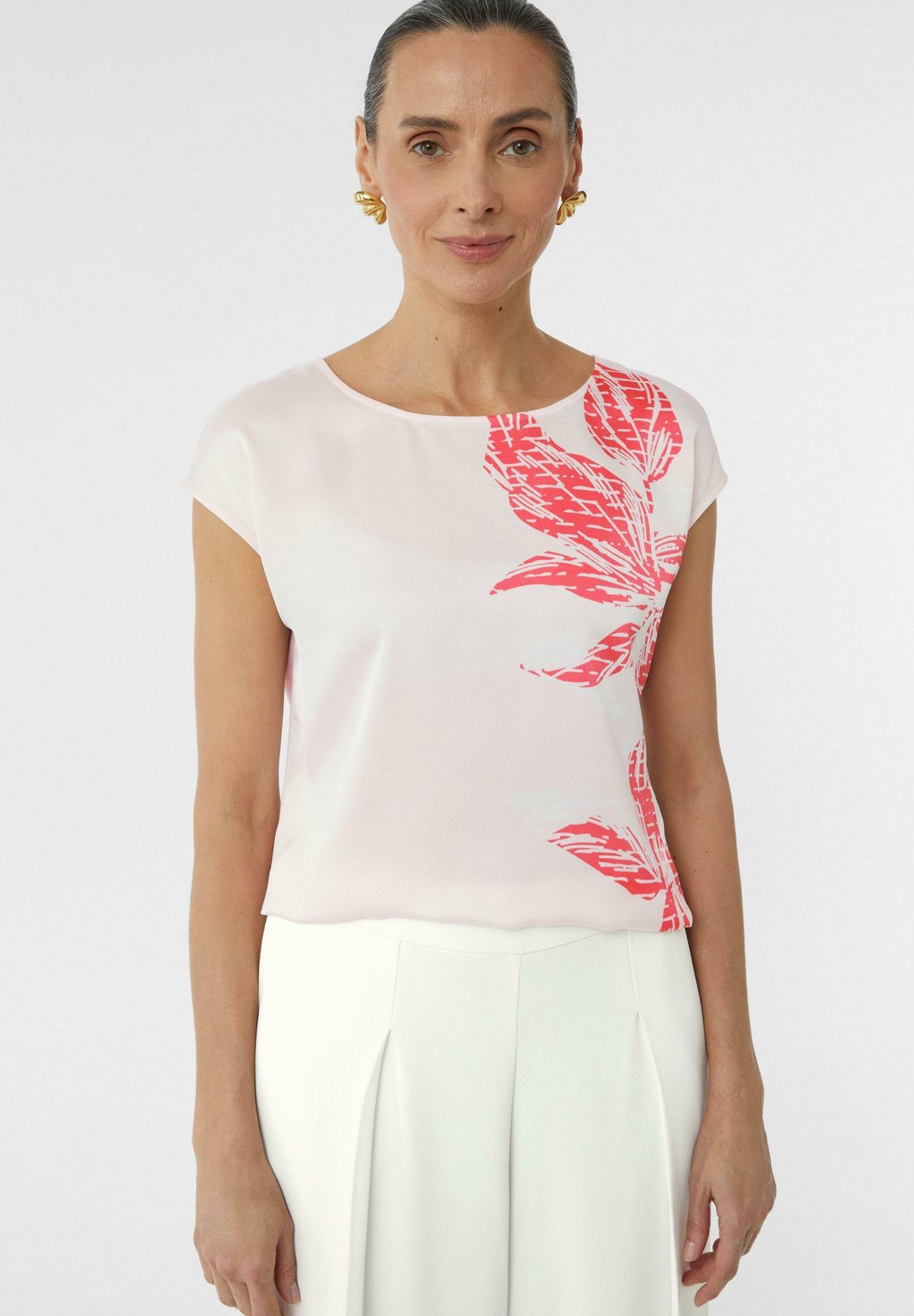 

Блуза IM FABRICMIX MIT FLORALEM - Print T-shirt comma, светло-розовый