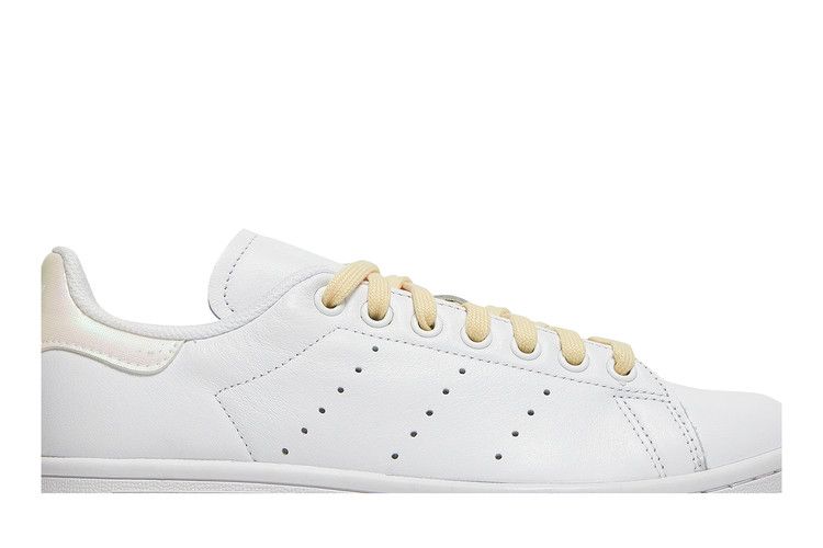 Кроссовки adidas Wmns Stan Smith 'White Easy Yellow', белый — фото 3