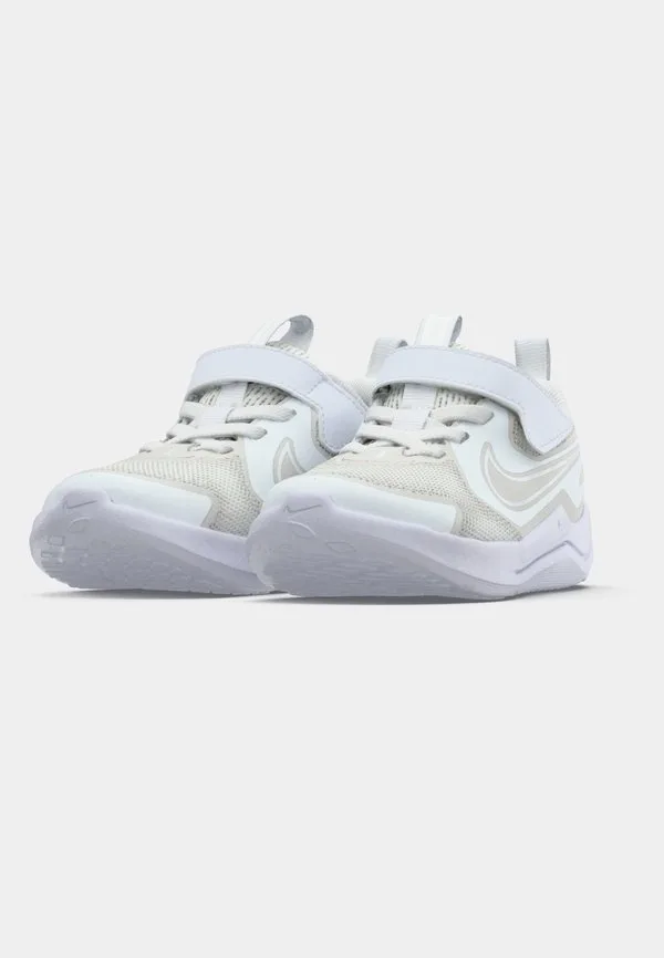 Кроссовки для бега по шоссе cosmic runner, белые/платинового цвета Nike Performance, White/Platinum-Coloured Tint — фото 3