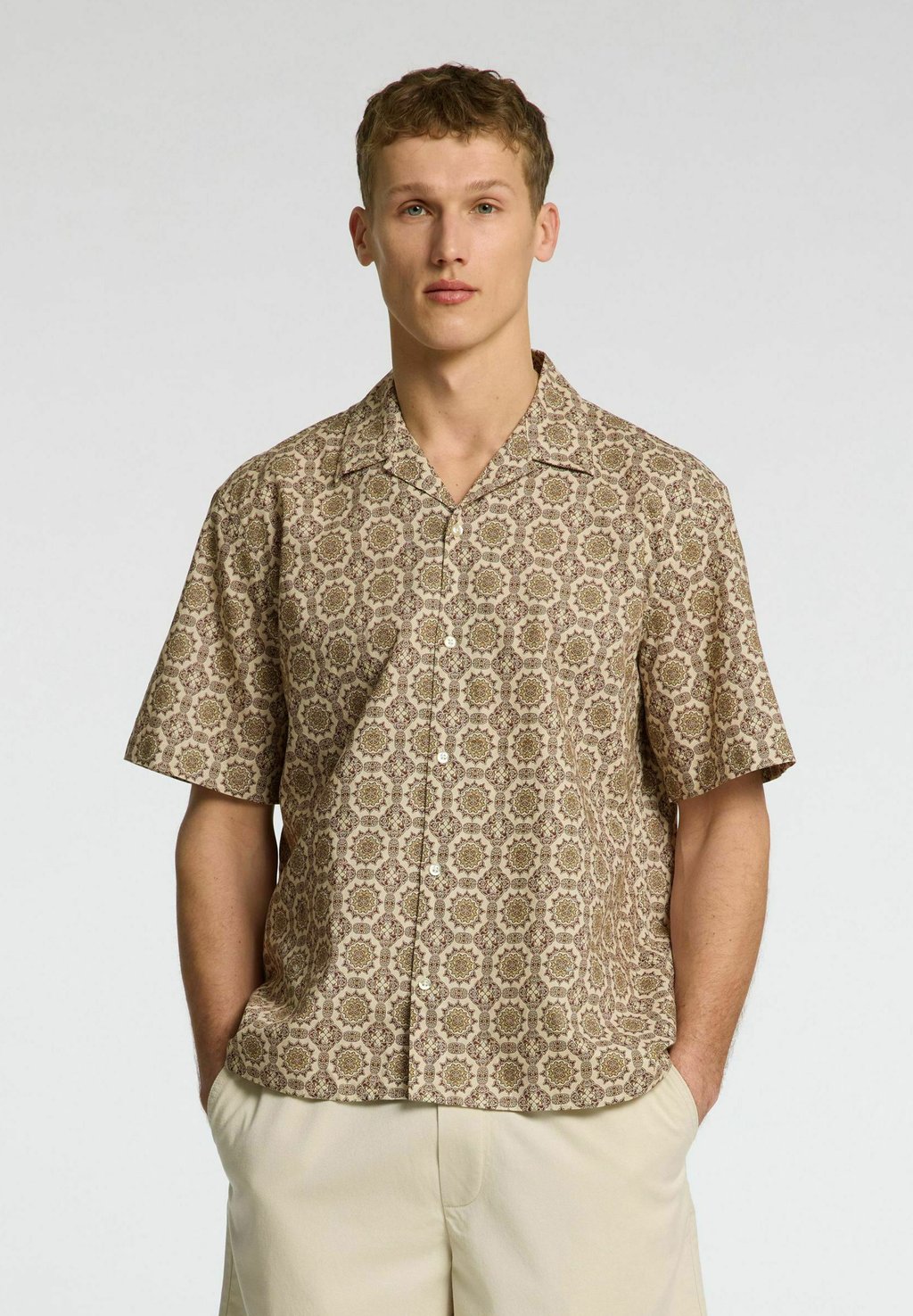 

Рубашка SLHRELAXSUN SHIRT RESORT Selected Homme, бежевый