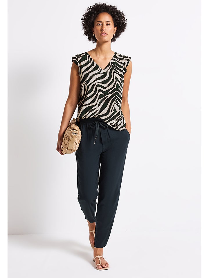 

Рубашка белого/бежевого/темно-зеленого цвета Street One