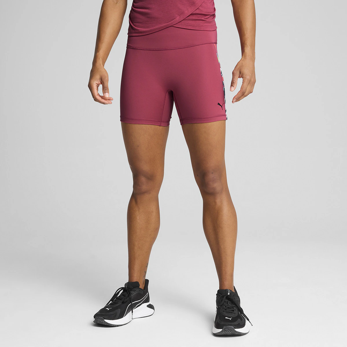 

Короткие леггинсы Puma Women's Tropical AOP HW 5", красный