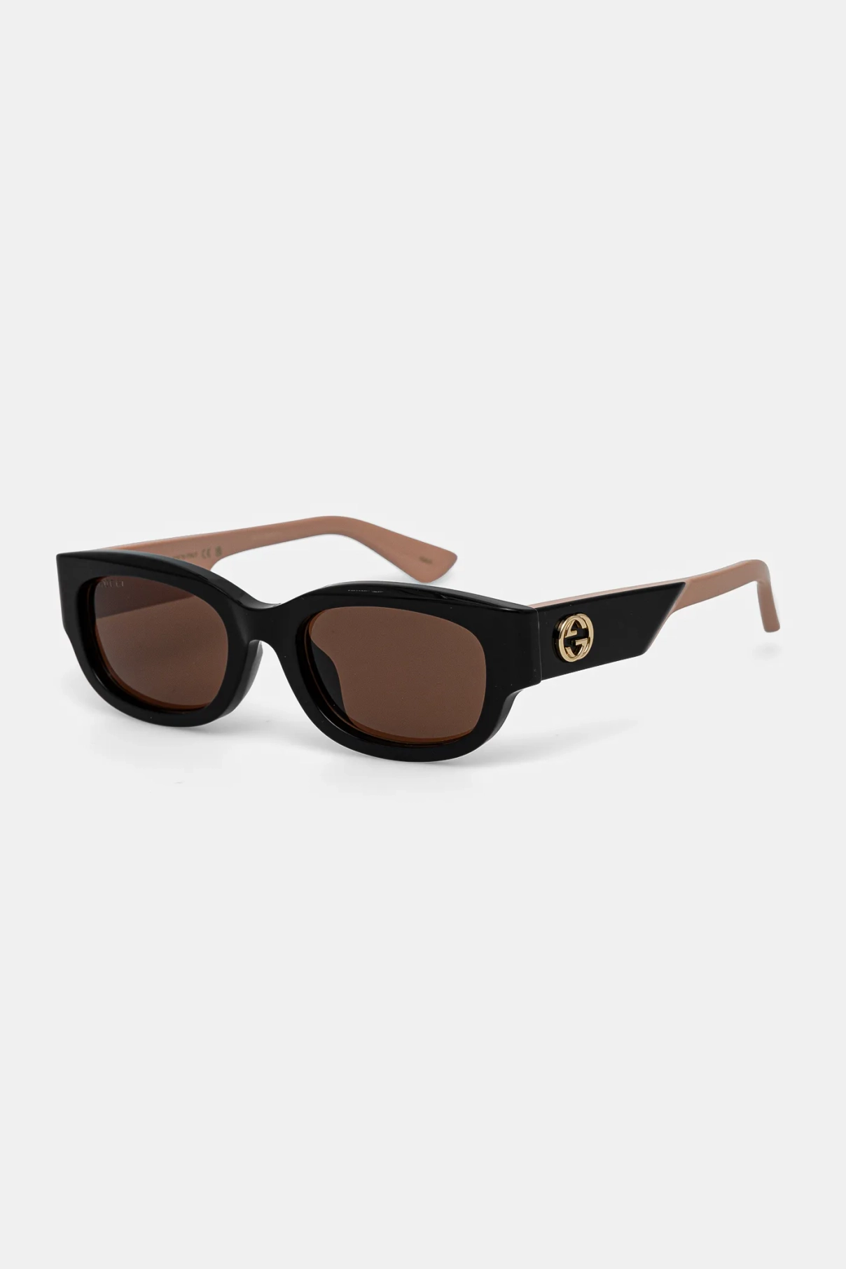 

Солнцезащитные очки Gucci, черный