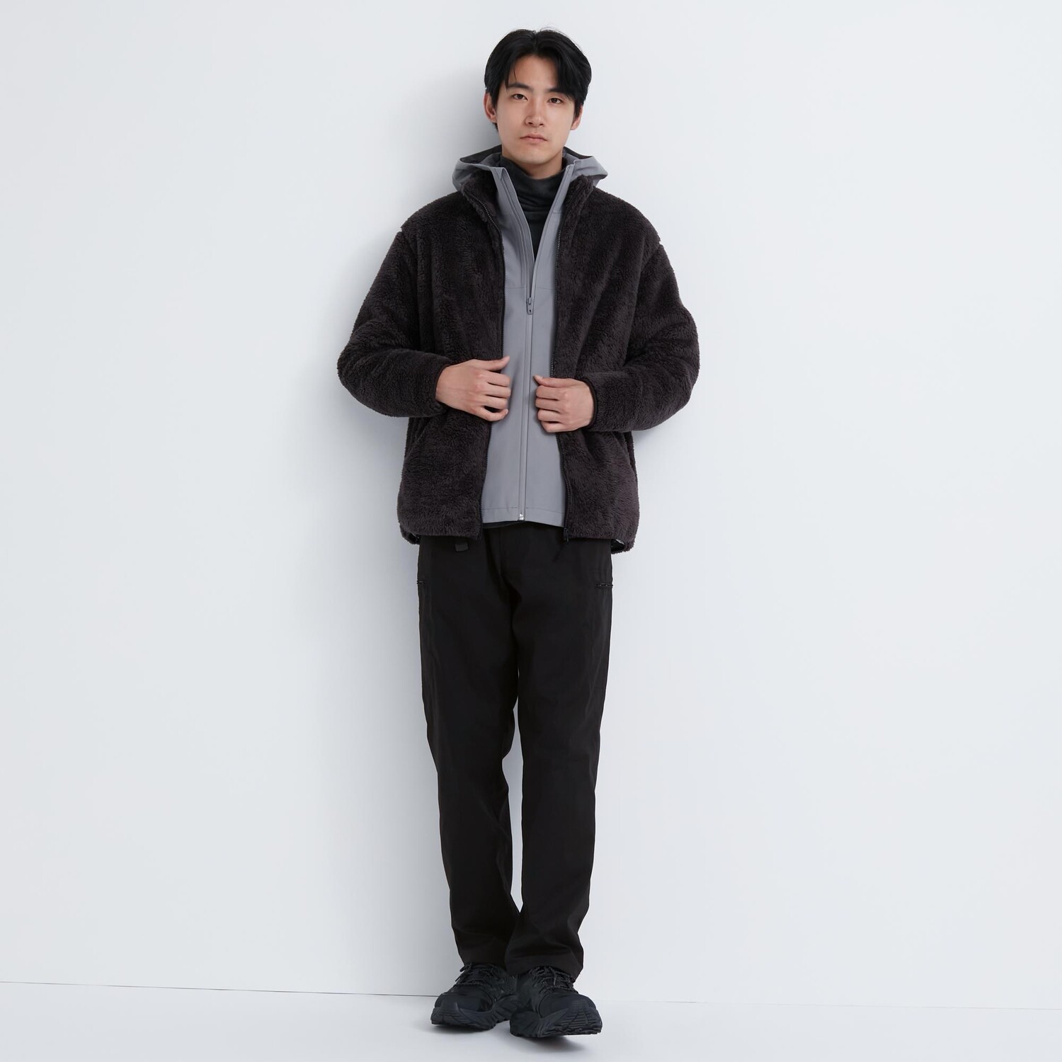 

Брюки-карго UNIQLO Heattech Easy, черный