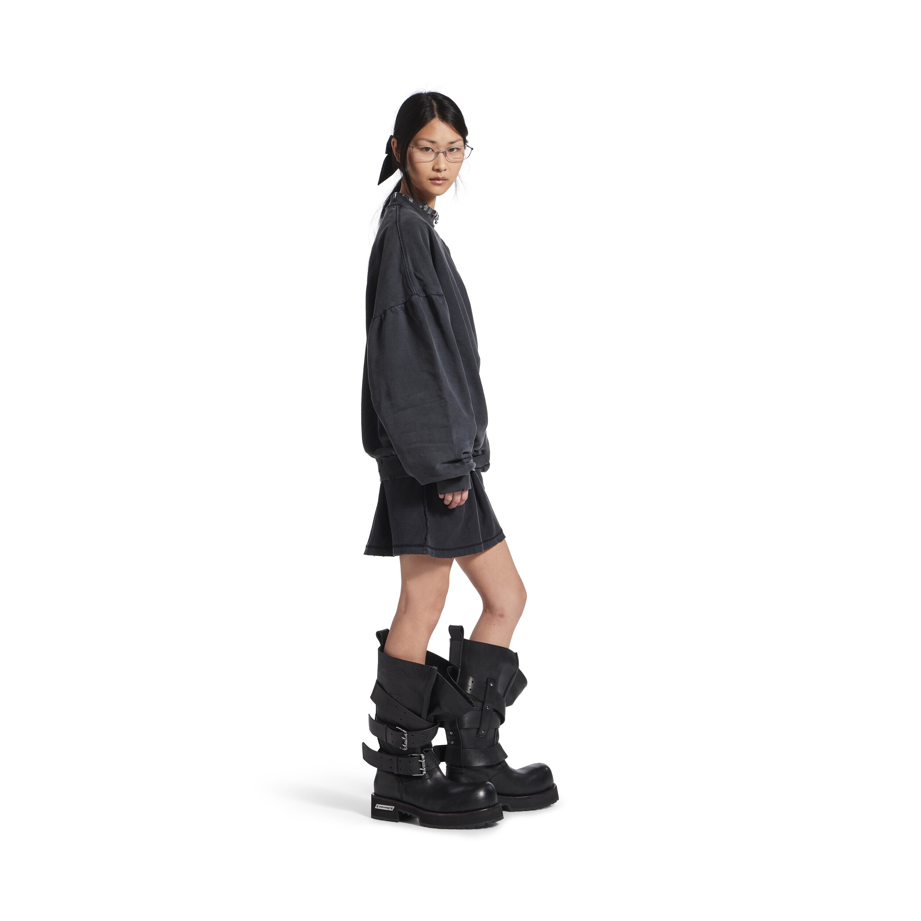 

Круглая толстовка с проколотыми краями, размер оверсайз BALENCIAGA, черный