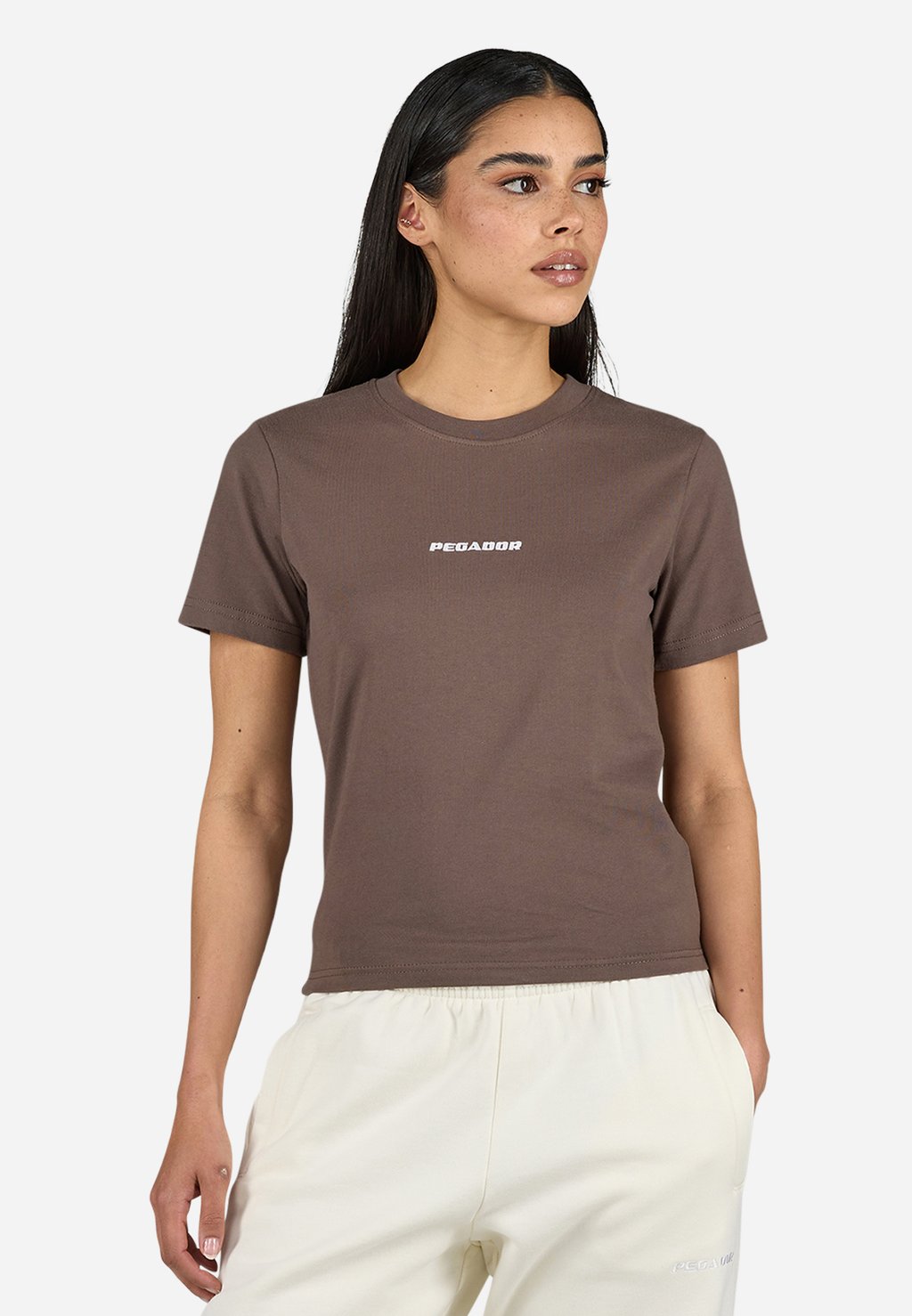 

Базовая футболка YONA SLIM TEE Pegador, коричневый