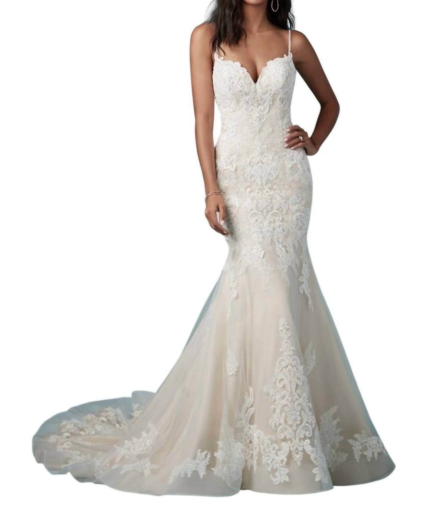 

Свадебное платье Glorietta цвета слоновой кости/шампань Maggie Sottero