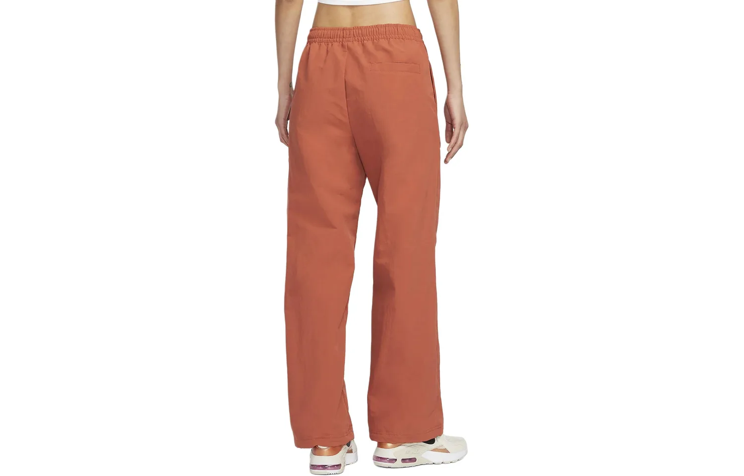 Nike Женские спортивные повседневные брюки Everything Woven цвета Sunrise Yellow — фото 4