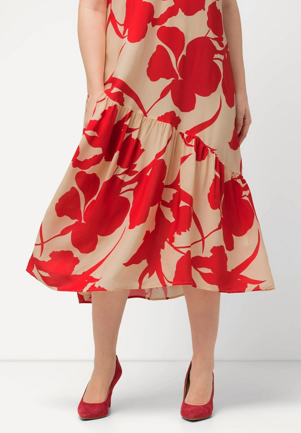 

Дневное платье BOTANICAL SLEEVELESS Ulla Popken, коралл