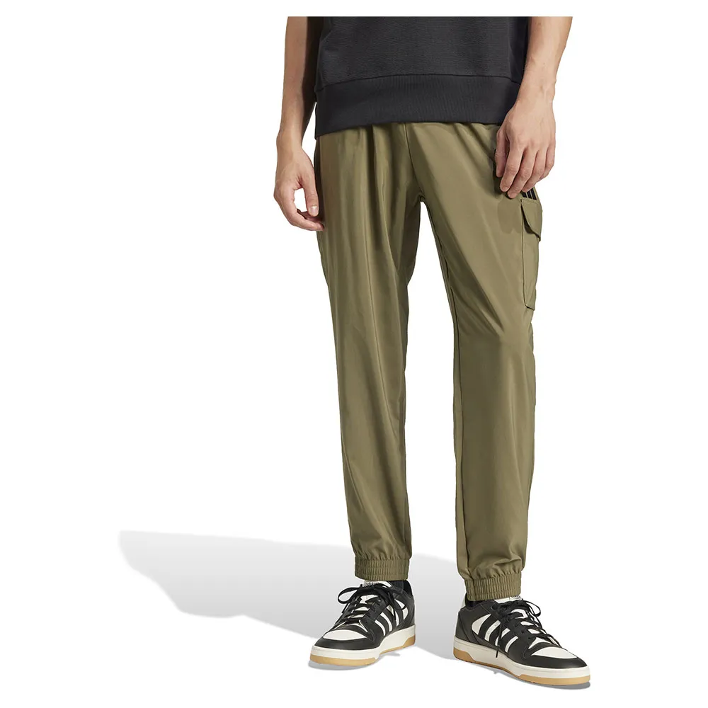 

Джоггеры adidas Essentials Small Logo, зеленый