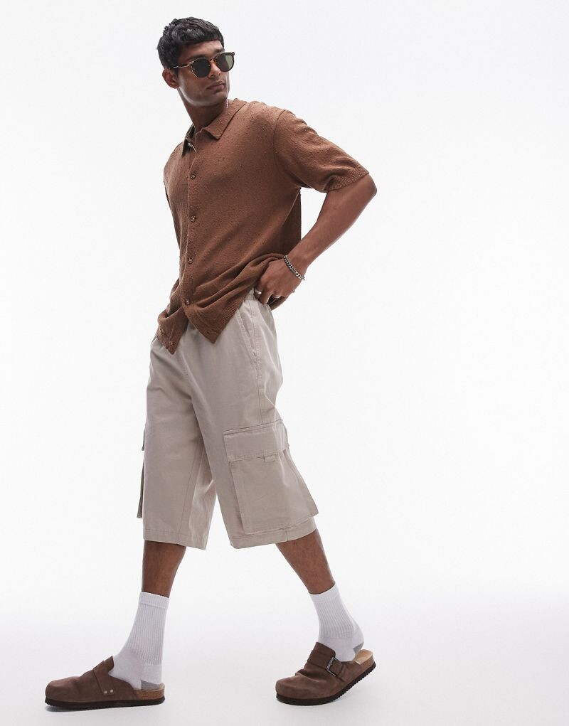 

Коричневая рубашка на пуговицах из фактурной ткани от Topman