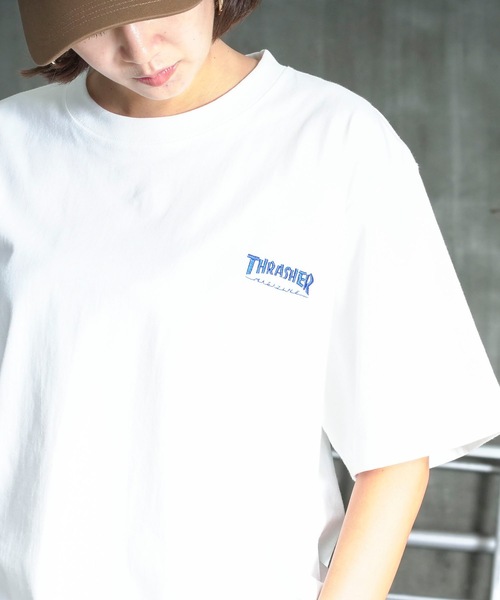 

Футболка с коротким рукавом, с вышитым логотипом THRASHER, бело-синяя