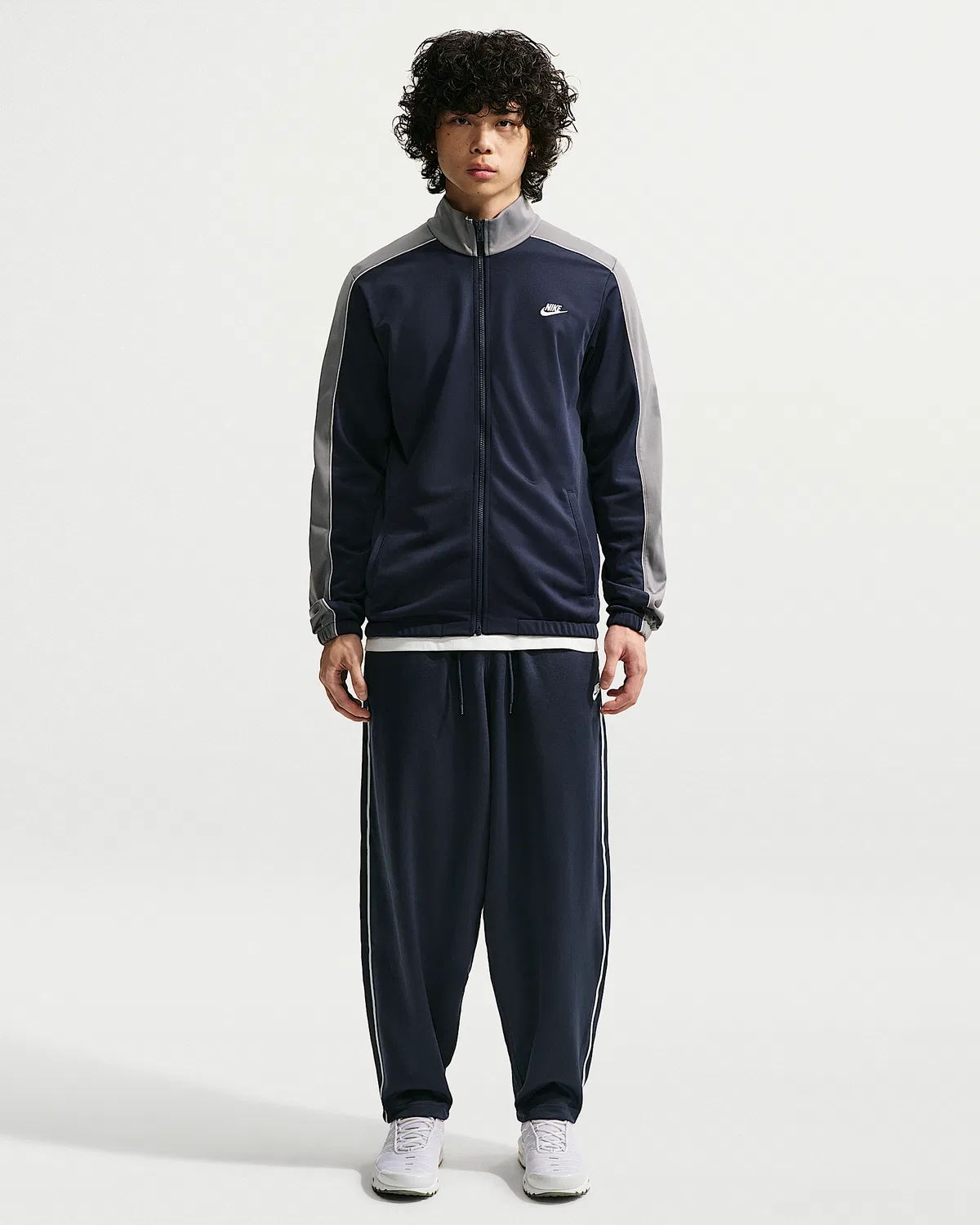 Мужские свободные трикотажные спортивные штаны Nike Sportswear Club, Obsidian/White/White