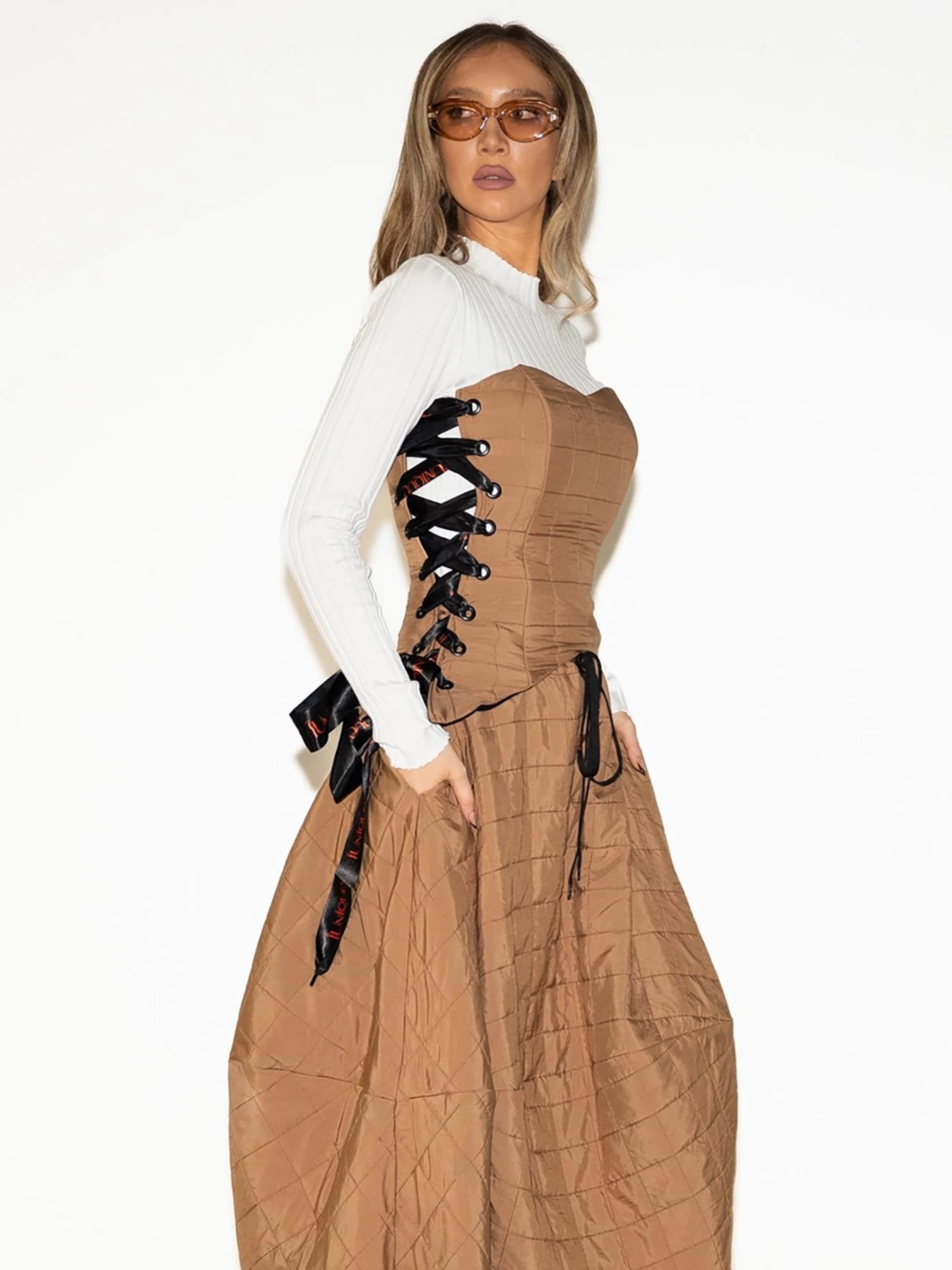 

IUnique Топ 'Quilted Corset with Ribbon Ties' в светло-коричневом