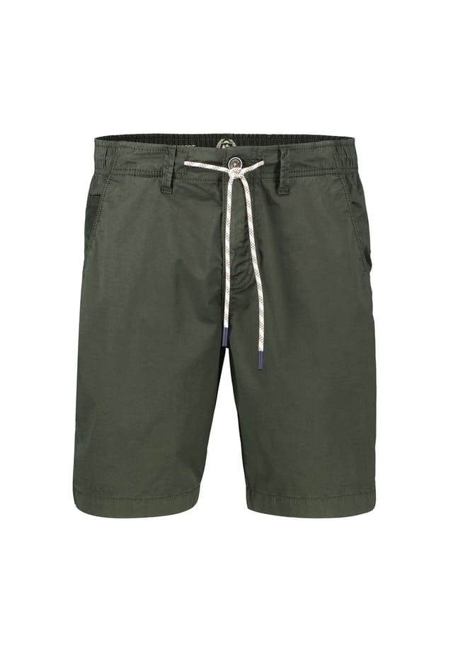 

Легкие шорты-бермуды из твила Lerros, зеленый