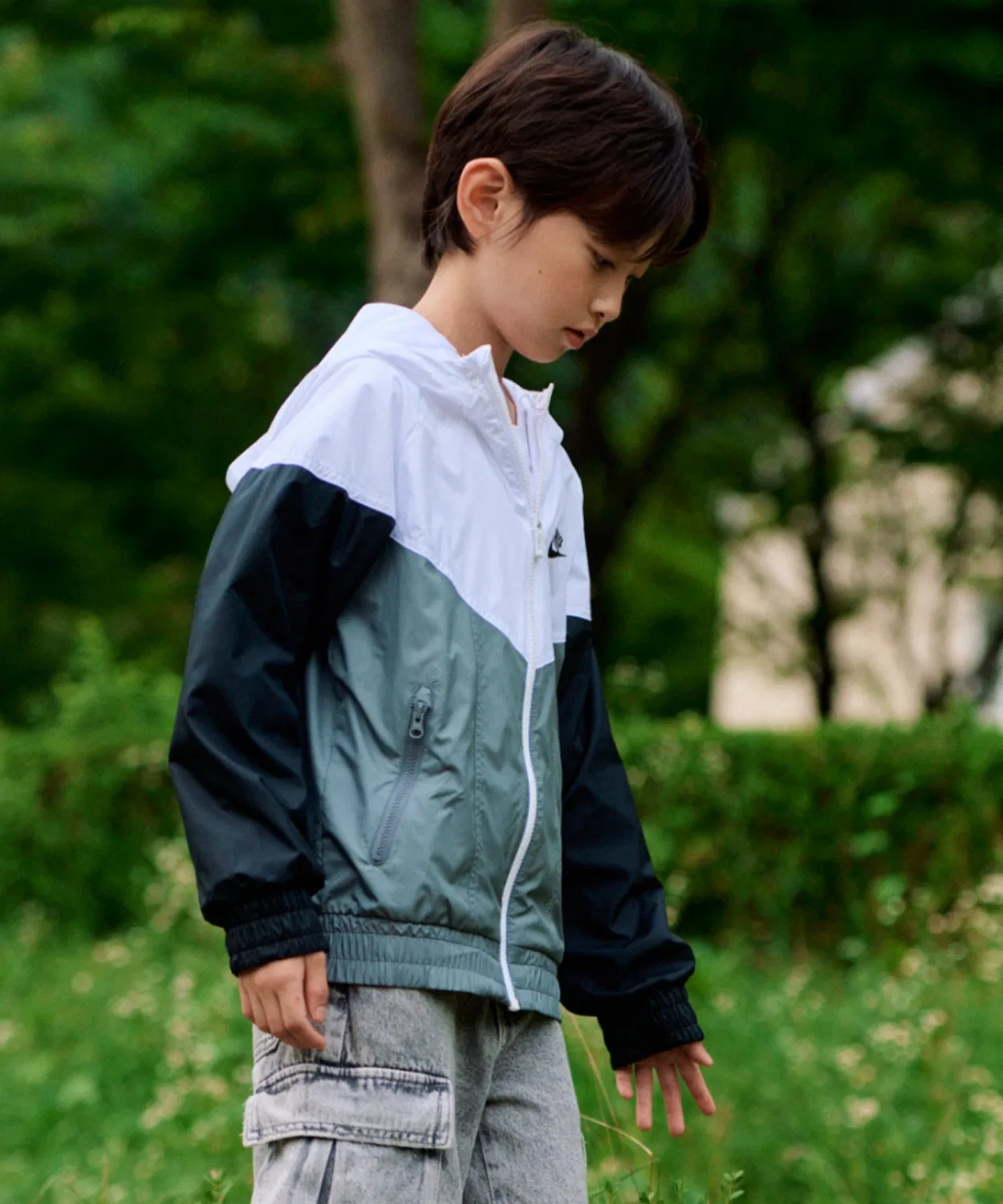 Куртка ветрозащитная Nike Sportswear Windrunner Hooded Repel, детская, белый — фото 3