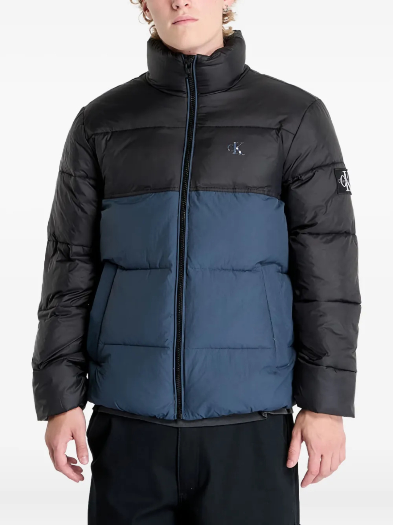 

Пуховик Calvin Klein Jeans Color Block, синий