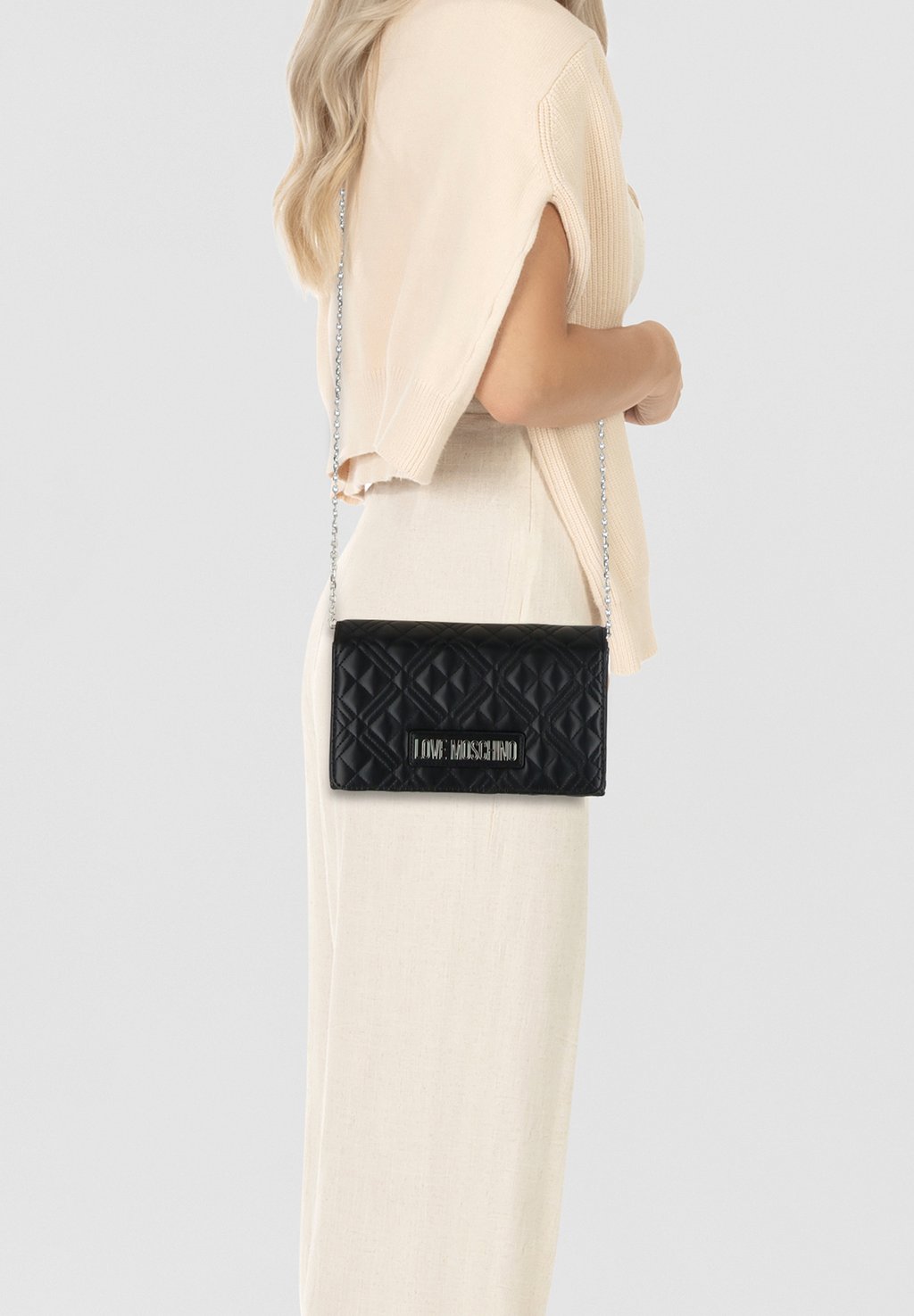 

Сумка через плечо SMART DAILY Love Moschino, черный