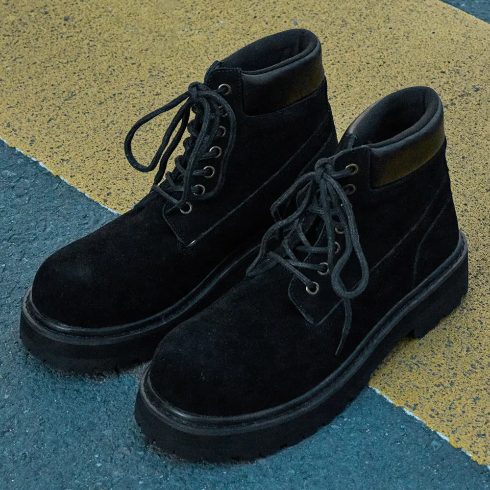 Мужские 7-дырочные ботинки Wtrd5117 Cameroon Suede чёрного цвета от Wetheroad