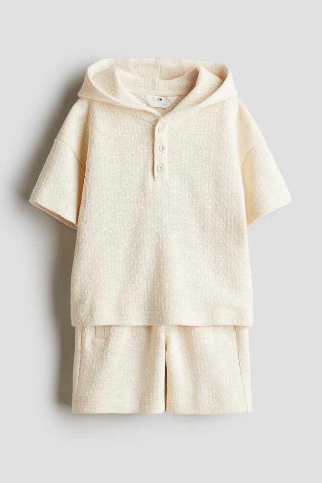 

Костюм-Двойка: топ и шорты H&M, бежевый