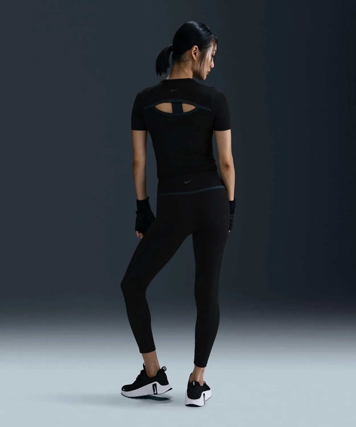 Леггинсы Nike One женские высокие 7/8 Dri-FIT чёрные — фото 4