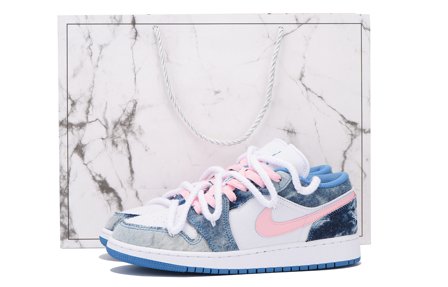 

Кроссовки Air Jordan 1 Vintage Basketball Shoes Women's Low-top White, розовый