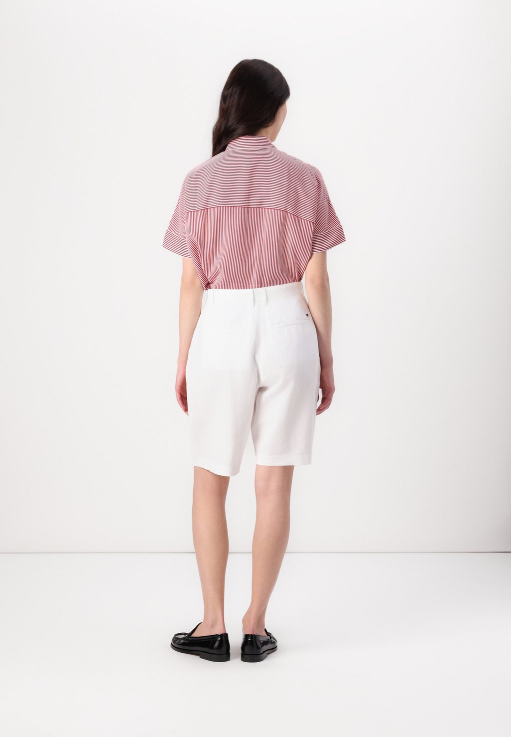 Шорты BERMUDA SHORT Tommy Hilfiger, белый — фото 3