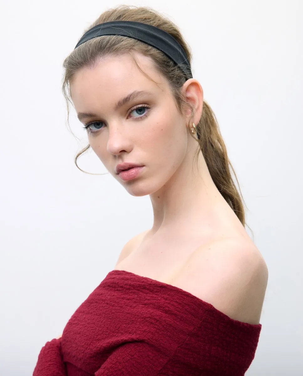 

Женский джемпер с длинным рукавом и вырезом Бардо Tintoretto, красный