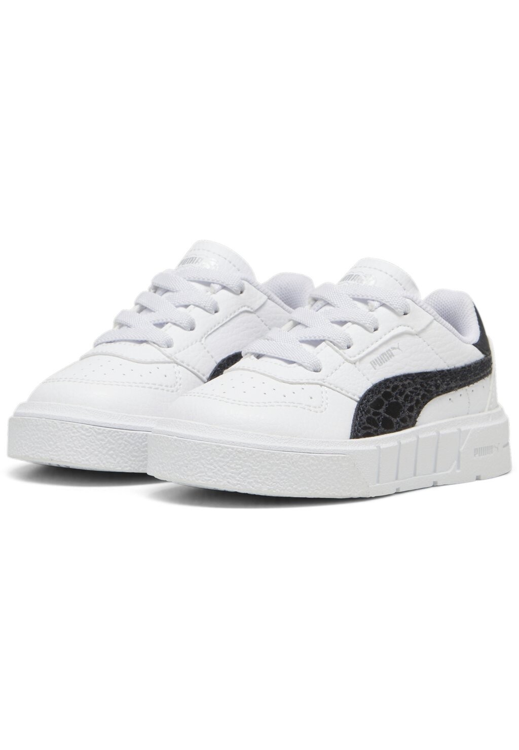 

Кроссовки на шнуровке Puma, белый