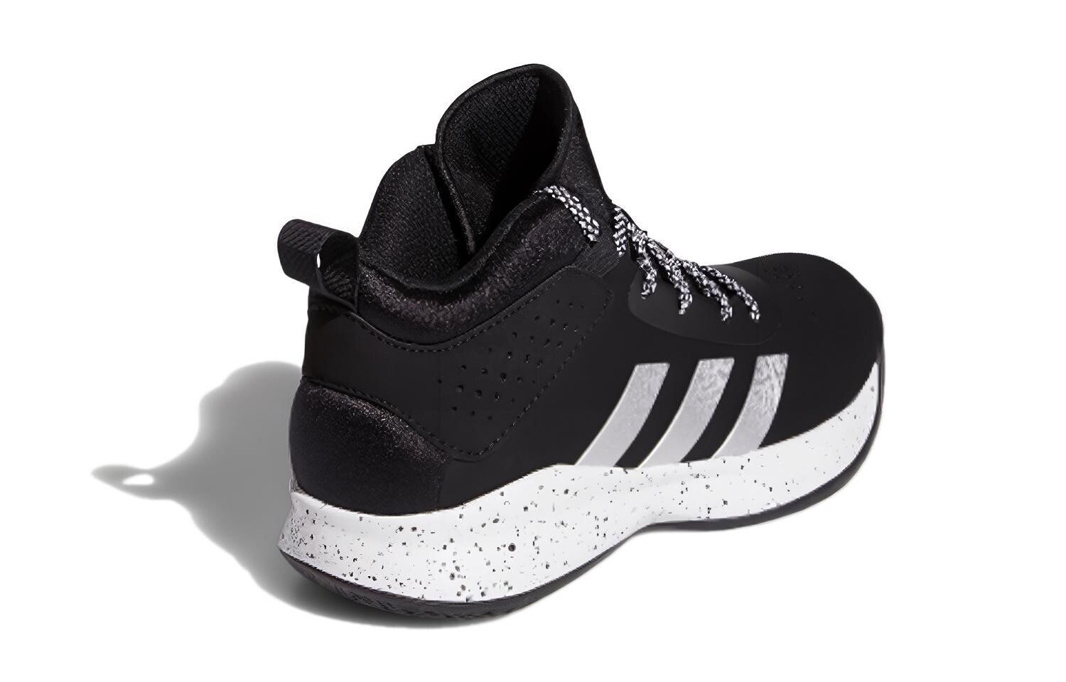 Кроссовки для баскетбола Cross Em Up 5 Kids, низкие, черные/белые Adidas — фото 4