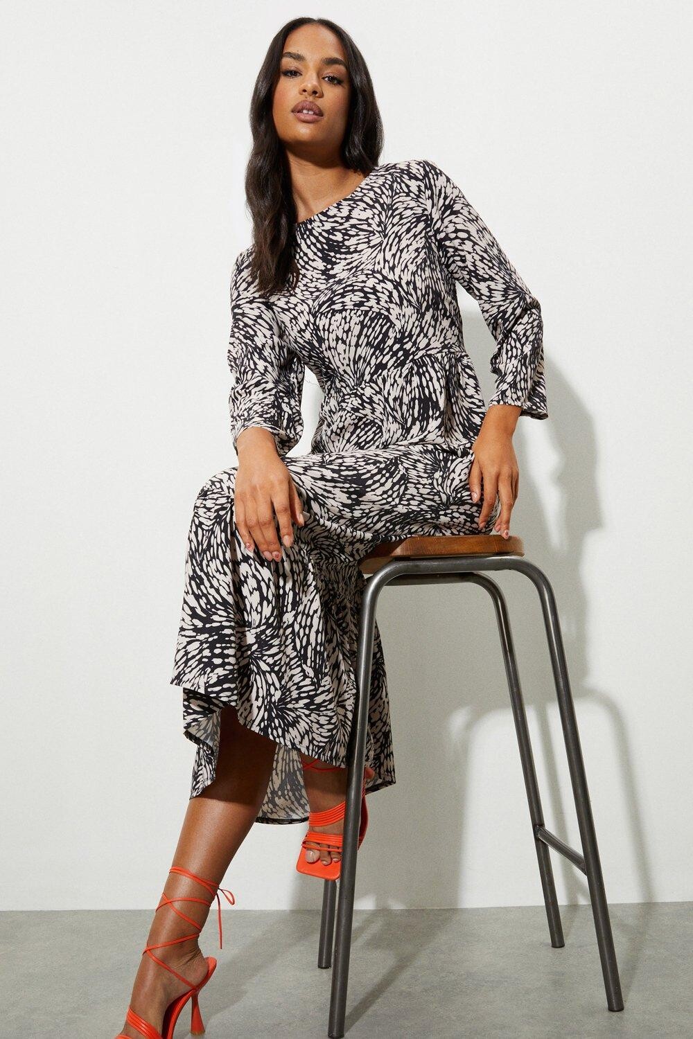 

Платье миди Lucy Camel Animal Dorothy Perkins, бежевый