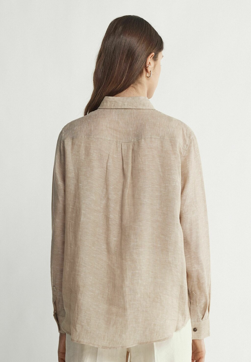 

Блузка на пуговицах Falconeri, цвет Mottled Beige