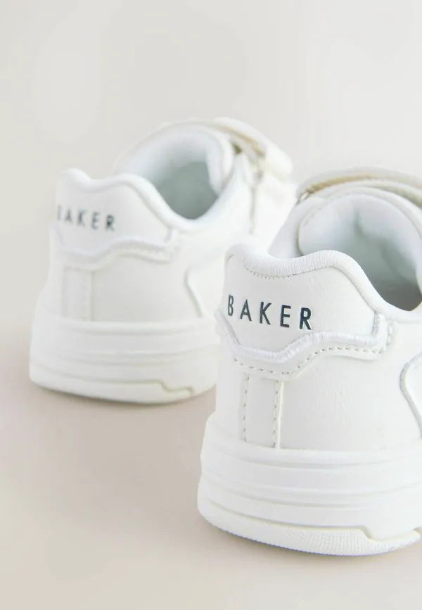 Кроссовки стандартного кроя с фирменной лентой и массивной подошвой Baker By Ted Baker, White — фото 4