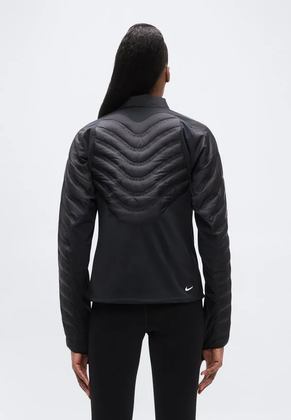 Беговая куртка lavaloft Nike Acg, Black/Summit White — фото 3