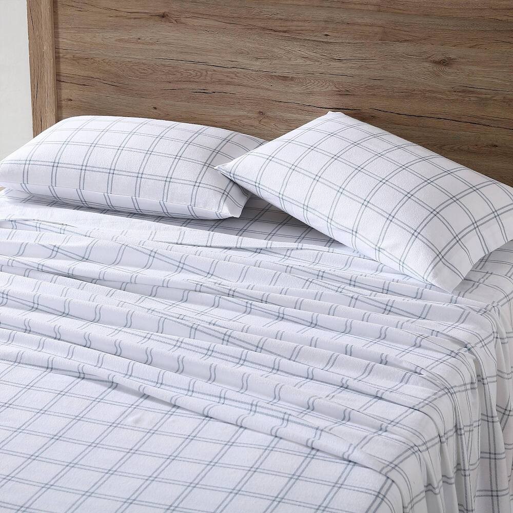 

Eddie Bauer Комплект фланелевых простыней в клетку и полоску, цвет Gray Plaid