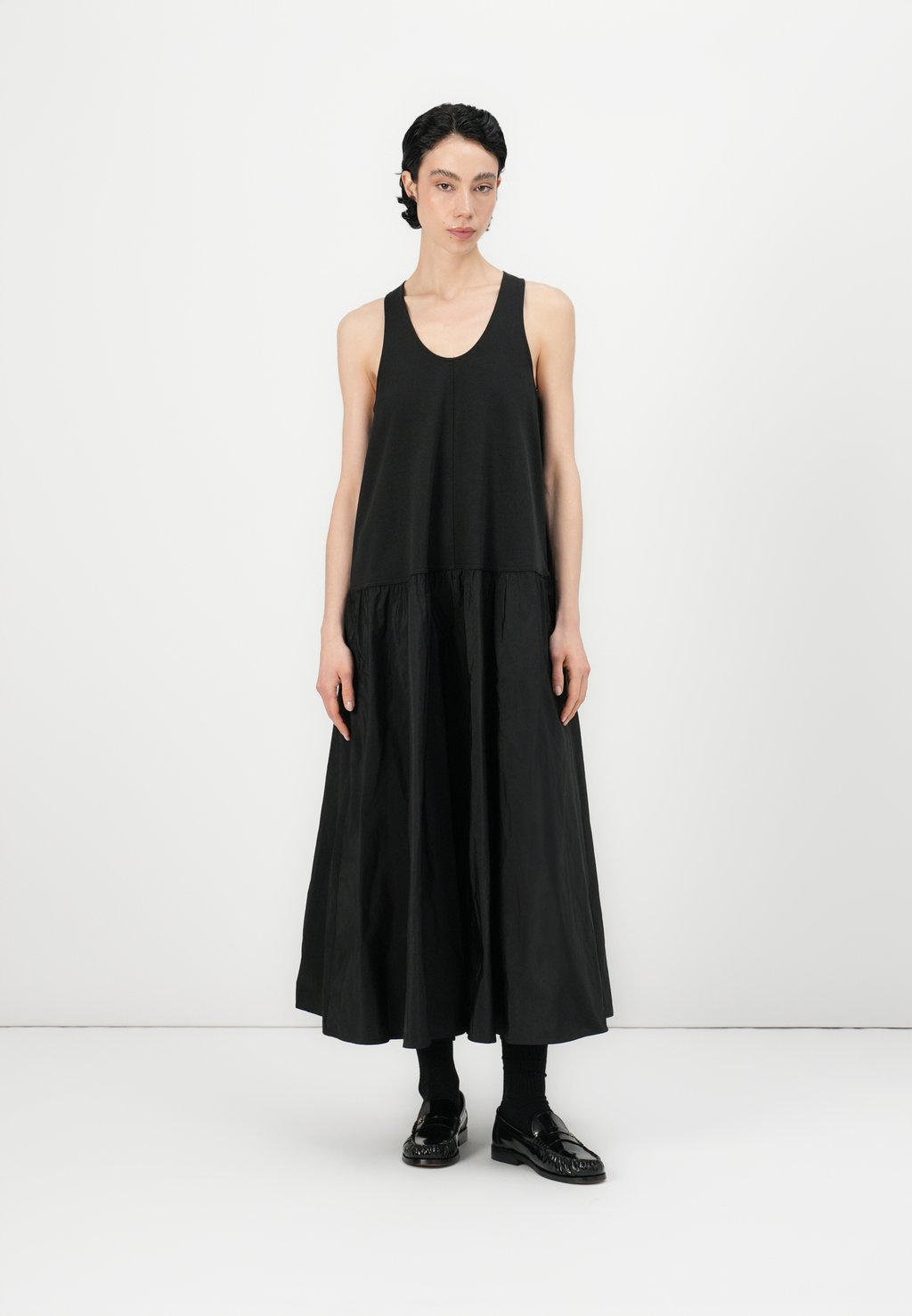 

Платье макси FLARED HALTER DRESS Tommy Hilfiger, черный