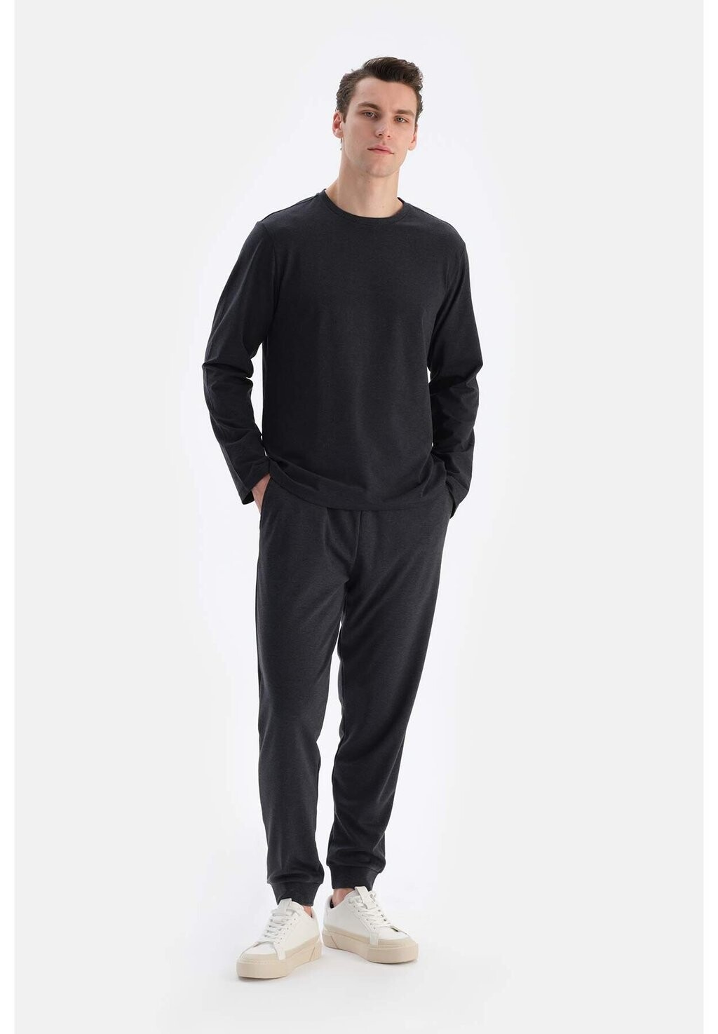 

Спортивные брюки REGULAR WAIST DAGI, черный