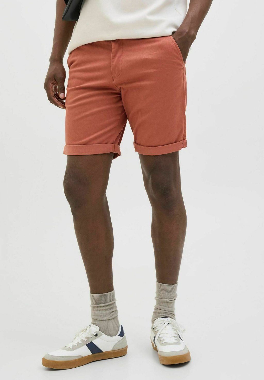 

Шорты JPSTBOWIE SOLID MID Jack & Jones, темно-красный