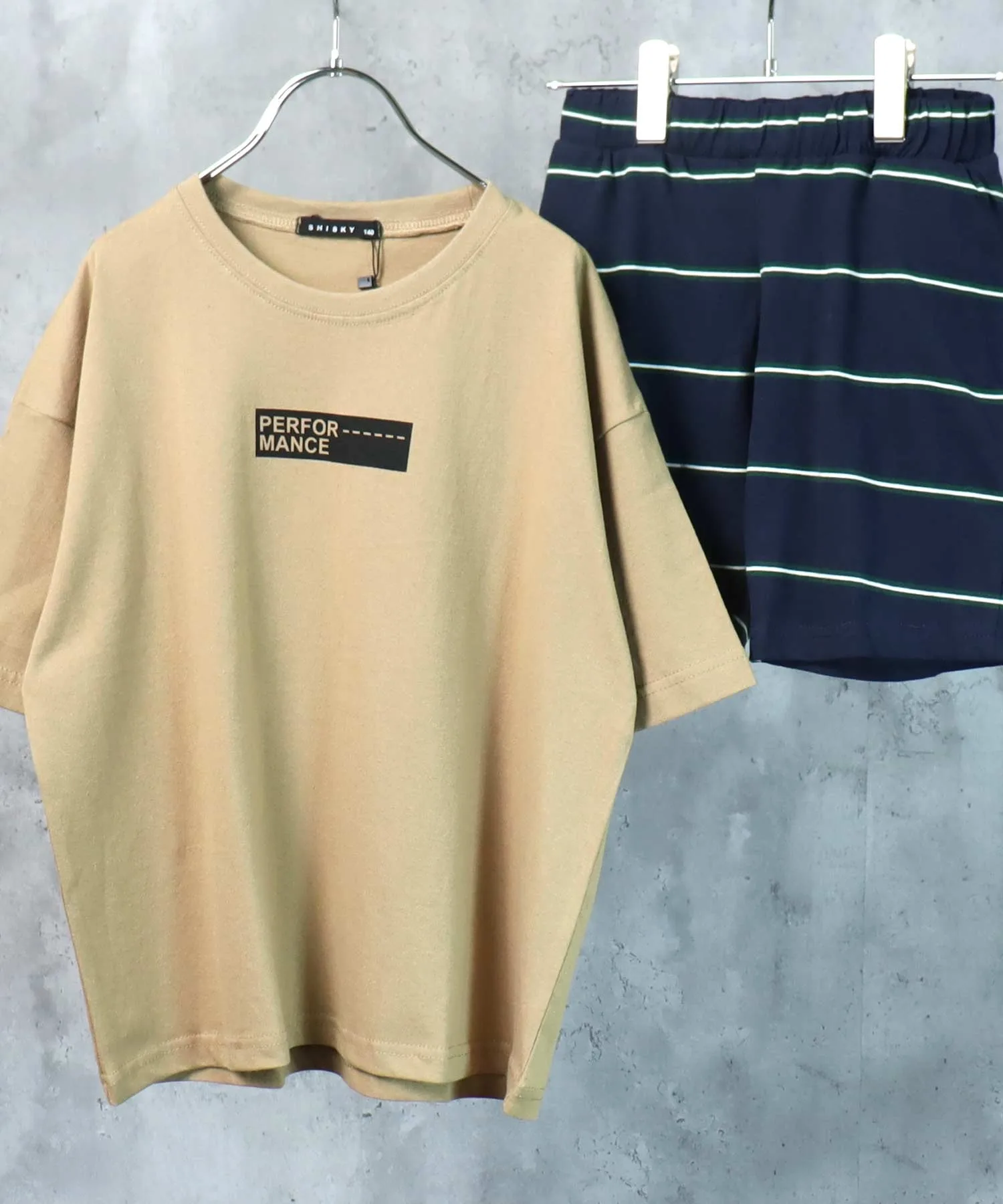 Детский комплект: футболка с коротким рукавом и шорты THE CASUAL бежевый