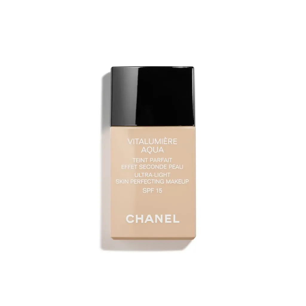 

Ультралегкий тональный флюид SPF 15 Chanel Vitalumière Aqua, 52 beige rosé