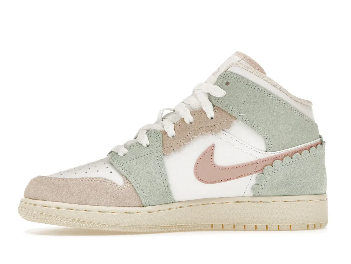 Детские кроссовки для мальчиков и девочек кожаные Jordan 1 Mid SE Pink Oxford Jordan, White/Jade Ice/Guava Ice/Pink Oxford — фото 3