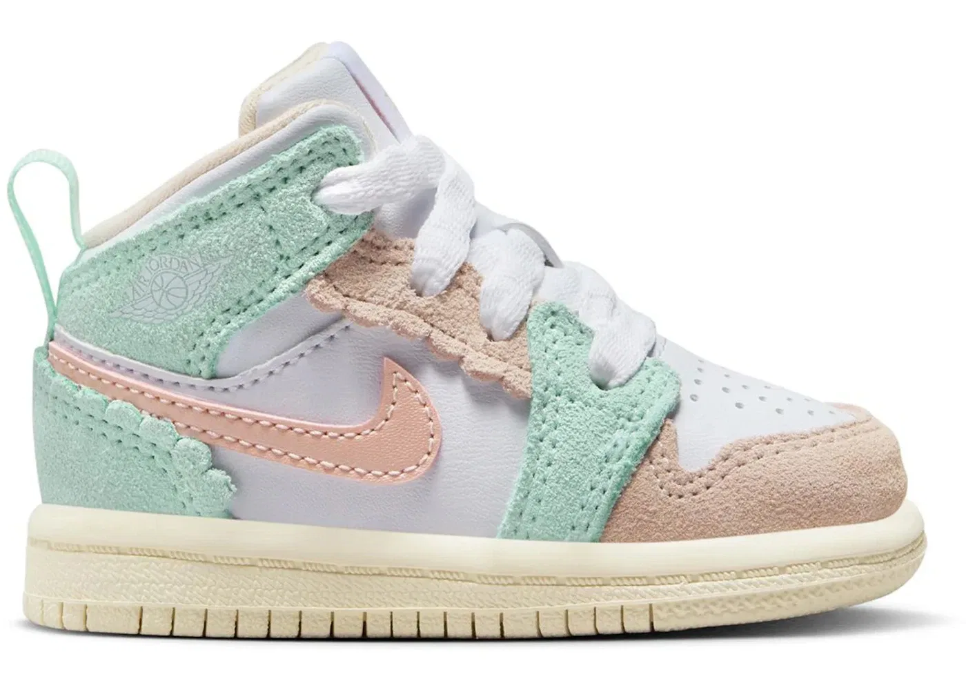 Детские кроссовки Lifestyle с гофрированным краем Jordan 1 Mid SE, White/Pink Oxford/Jade Ice/Guava Ice/Coconut Milk