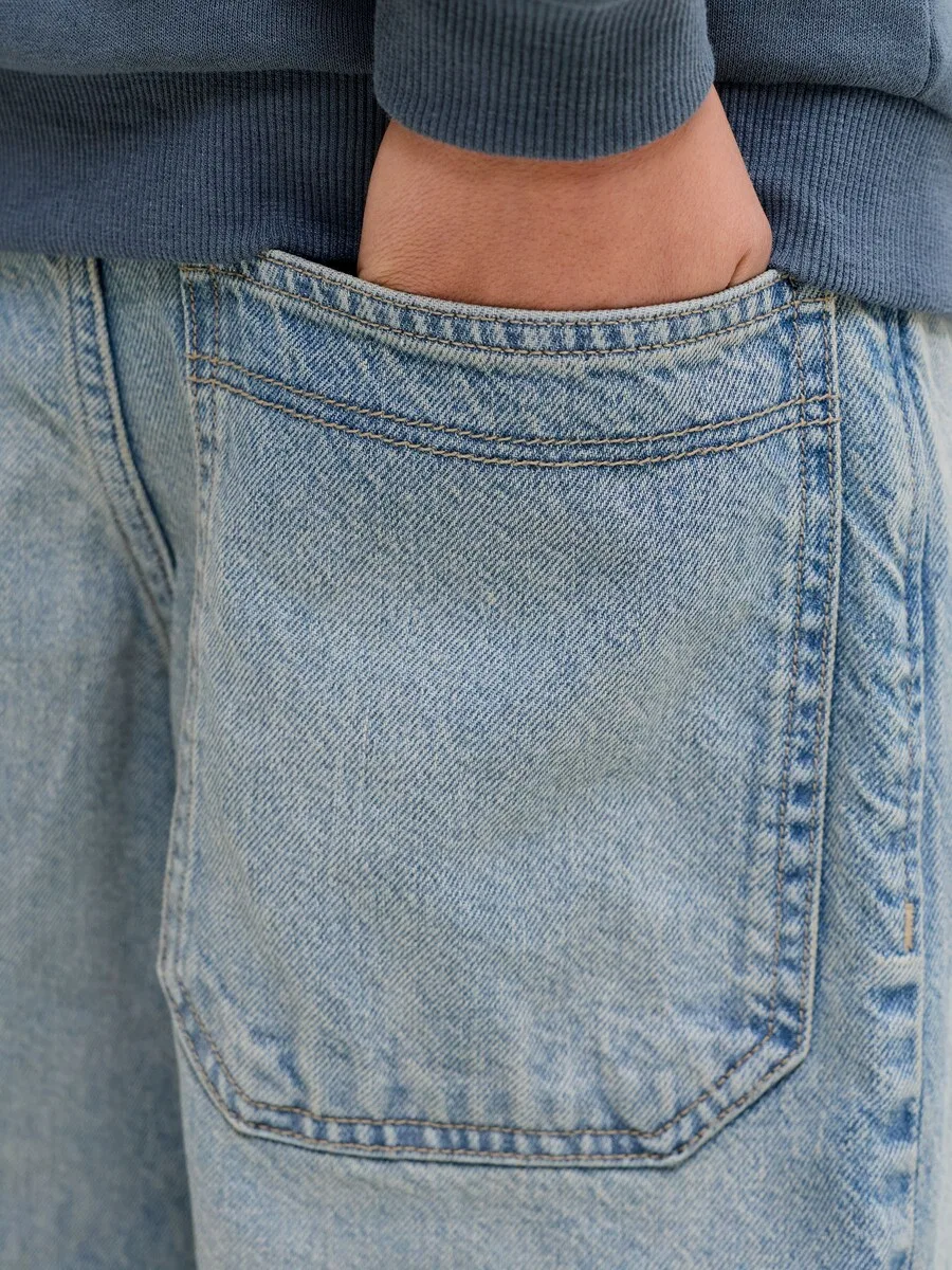 Джинсы Jack & Jones Junior свободного кроя 'JJIChris JJLuca' светло-голубого цвета — фото 4